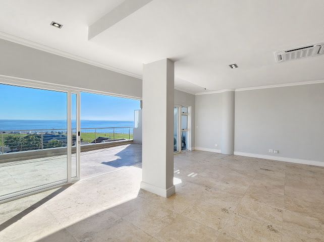 To Let 3 Bedroom Property for Rent in Mouille Point Western Cape